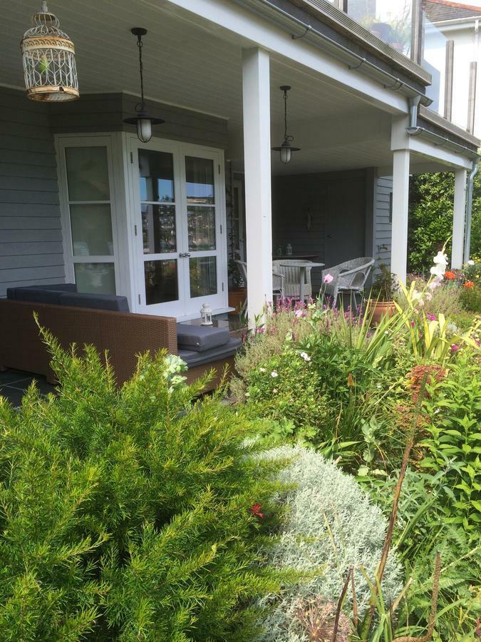 Bed and Breakfast Compass Rose à Dartmouth Extérieur photo